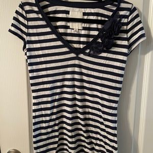 Gilly Hicks V-neck top shirt Navy Blue & White striped with embellishment size M
